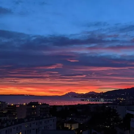 Apartmán Beautiful Rooftop With Terrace And Sea View.